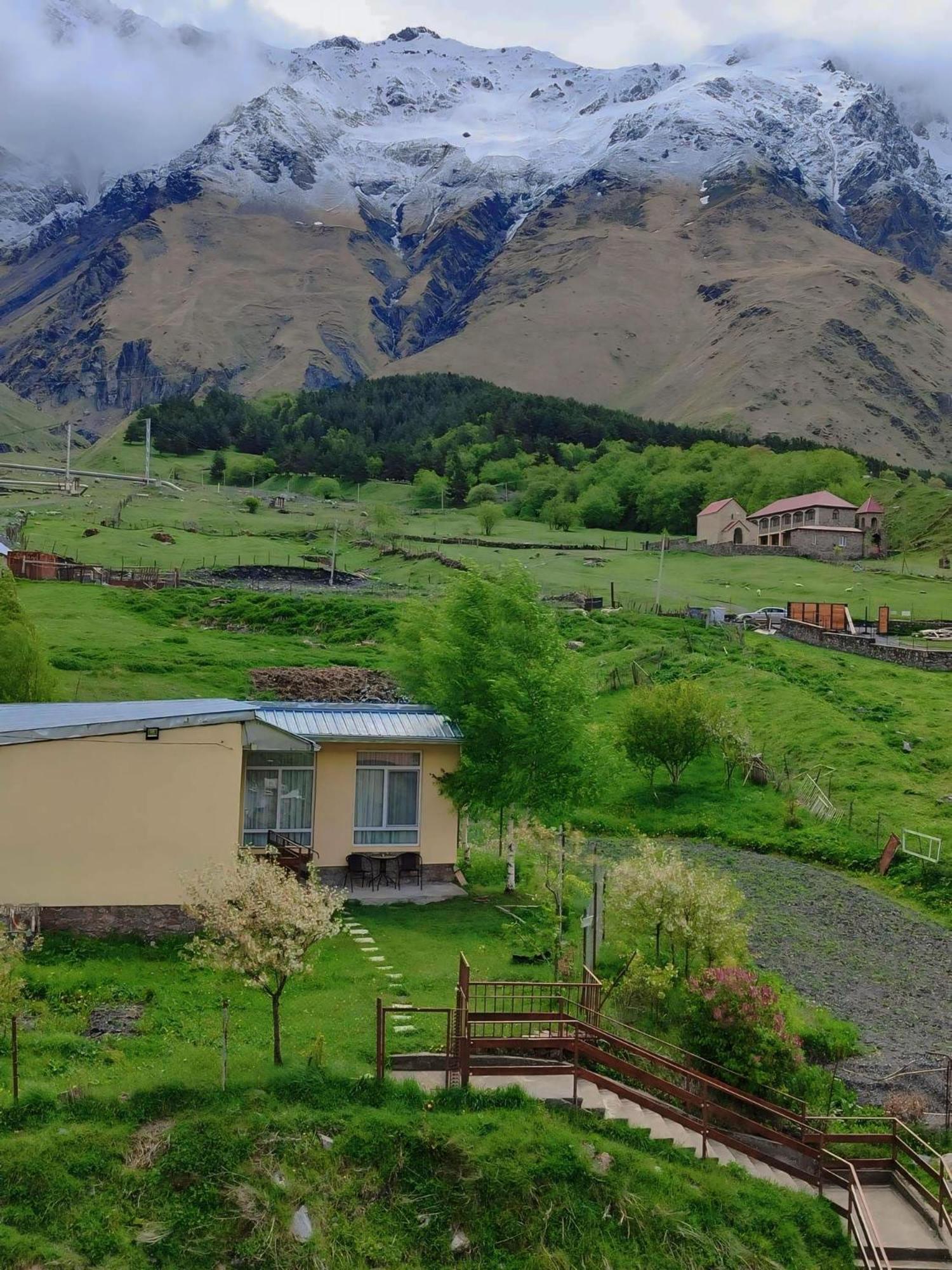 Mountain Kazbegi Apartment Exteriör bild